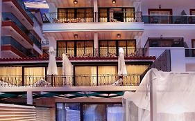 Nur Beach Hotel